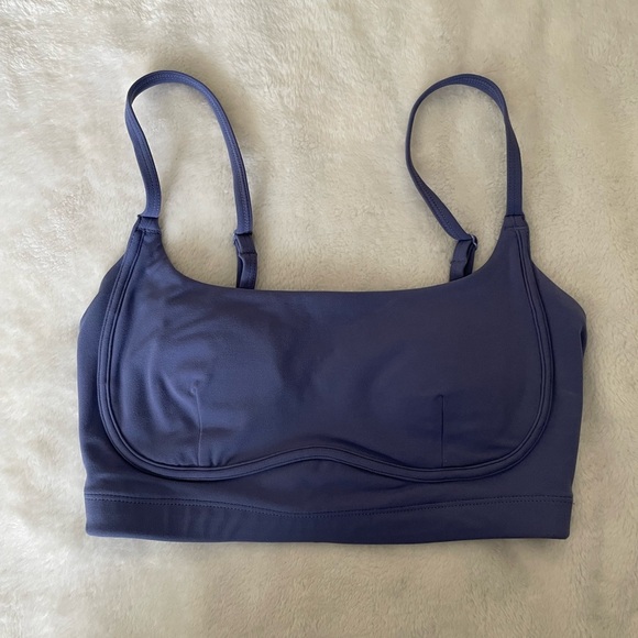 Elegant Navy Sports Bra - Picture 1 of 3
